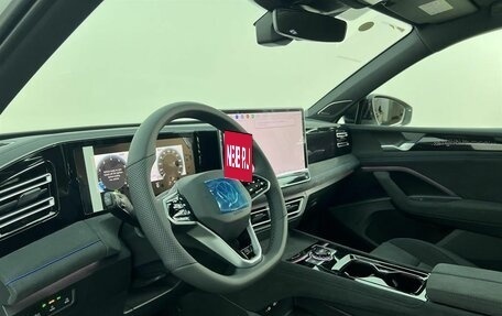 Volkswagen Tiguan, 2025 год, 5 460 000 рублей, 8 фотография