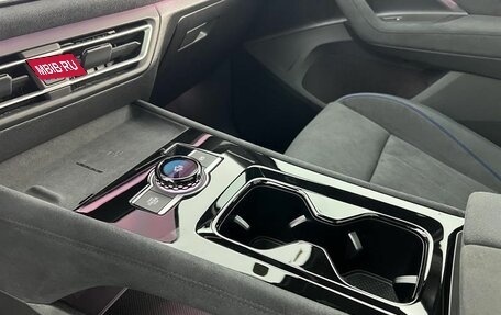 Volkswagen Tiguan, 2025 год, 5 460 000 рублей, 15 фотография