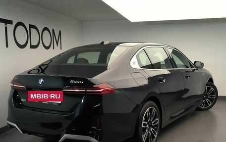 BMW 5 серия, 2025 год, 8 700 000 рублей, 3 фотография