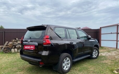 Toyota Land Cruiser Prado 150 рестайлинг 2, 2021 год, 5 185 000 рублей, 2 фотография