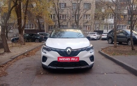 Renault Captur II, 2020 год, 1 850 000 рублей, 3 фотография