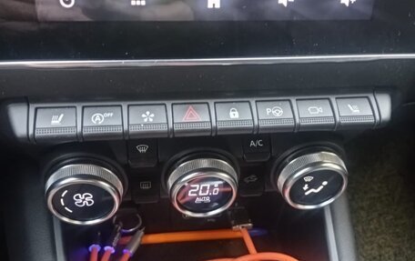 Renault Captur II, 2020 год, 1 850 000 рублей, 15 фотография