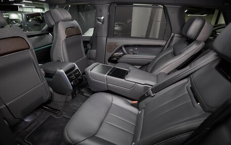 Land Rover Range Rover IV рестайлинг, 2025 год, 29 900 000 рублей, 22 фотография