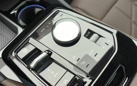 BMW 5 серия, 2025 год, 8 700 000 рублей, 13 фотография