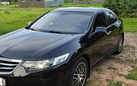 Honda Accord VIII рестайлинг, 2011 год, 1 250 000 рублей, 2 фотография