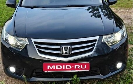 Honda Accord VIII рестайлинг, 2011 год, 1 250 000 рублей, 3 фотография