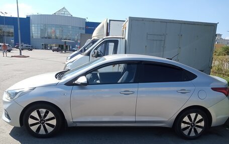 Hyundai Solaris II рестайлинг, 2019 год, 1 200 000 рублей, 4 фотография