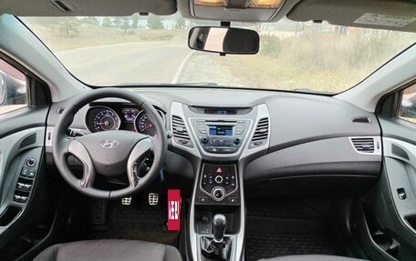 Hyundai Elantra V, 2015 год, 1 100 000 рублей, 17 фотография