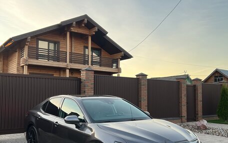 Toyota Camry, 2021 год, 2 780 000 рублей, 2 фотография