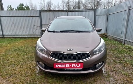 KIA cee'd III, 2012 год, 1 050 000 рублей, 3 фотография