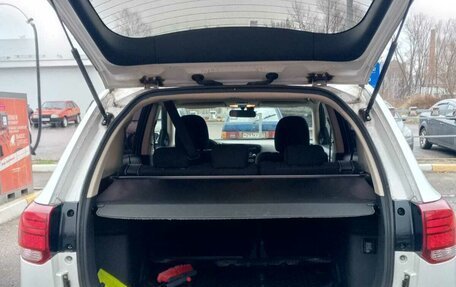 Mitsubishi Outlander III рестайлинг 3, 2018 год, 1 700 000 рублей, 10 фотография