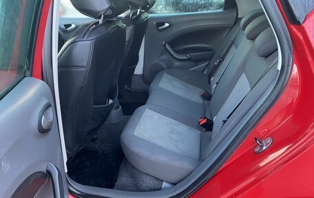 SEAT Ibiza IV рестайлинг 2, 2012 год, 660 000 рублей, 8 фотография