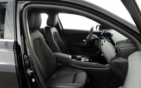 Mercedes-Benz A-Класс, 2019 год, 2 484 434 рублей, 9 фотография