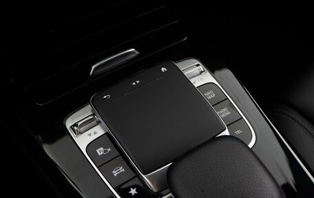 Mercedes-Benz A-Класс, 2019 год, 2 484 434 рублей, 19 фотография