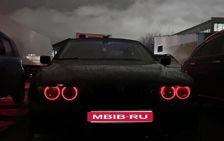 BMW 5 серия, 2002 год, 600 000 рублей, 16 фотография