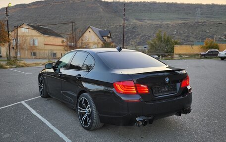 BMW 5 серия, 2010 год, 1 600 000 рублей, 4 фотография