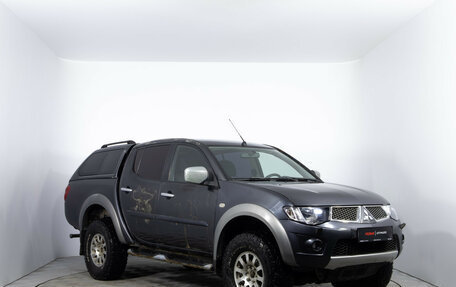 Mitsubishi L200 IV рестайлинг, 2010 год, 1 420 000 рублей, 3 фотография