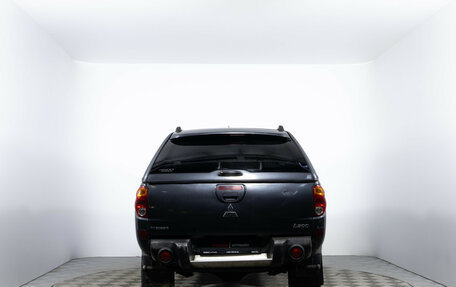 Mitsubishi L200 IV рестайлинг, 2010 год, 1 420 000 рублей, 5 фотография