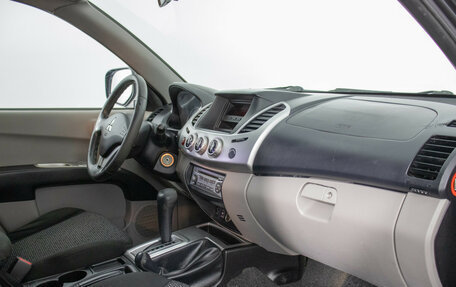 Mitsubishi L200 IV рестайлинг, 2010 год, 1 420 000 рублей, 7 фотография