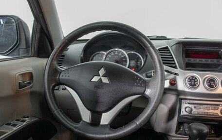 Mitsubishi L200 IV рестайлинг, 2010 год, 1 420 000 рублей, 13 фотография
