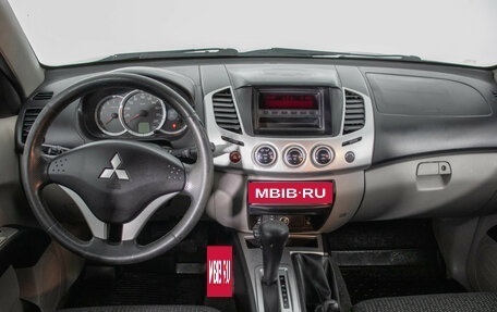 Mitsubishi L200 IV рестайлинг, 2010 год, 1 420 000 рублей, 11 фотография