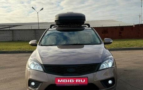 KIA cee'd I рестайлинг, 2011 год, 890 000 рублей, 1 фотография