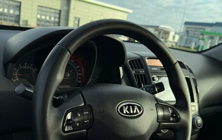 KIA cee'd I рестайлинг, 2011 год, 890 000 рублей, 13 фотография