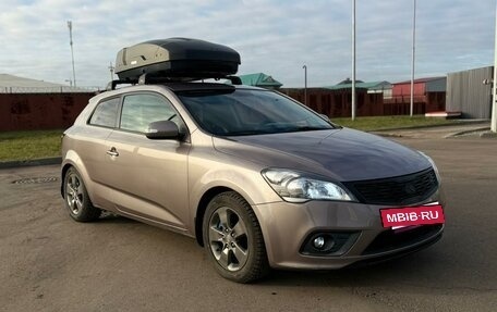 KIA cee'd I рестайлинг, 2011 год, 890 000 рублей, 3 фотография