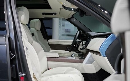 Land Rover Range Rover IV рестайлинг, 2025 год, 23 000 000 рублей, 7 фотография