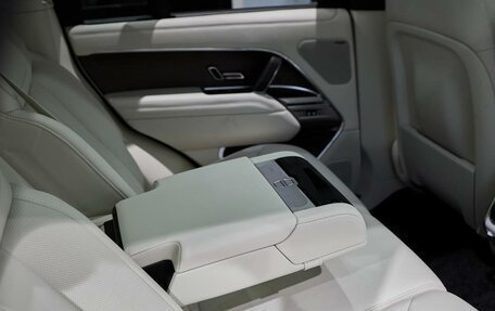 Land Rover Range Rover IV рестайлинг, 2025 год, 23 000 000 рублей, 17 фотография