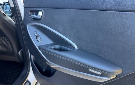 Hyundai Santa Fe III рестайлинг, 2015 год, 1 930 000 рублей, 10 фотография