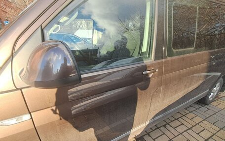 Volkswagen Caravelle T6 рестайлинг, 2017 год, 3 600 000 рублей, 8 фотография