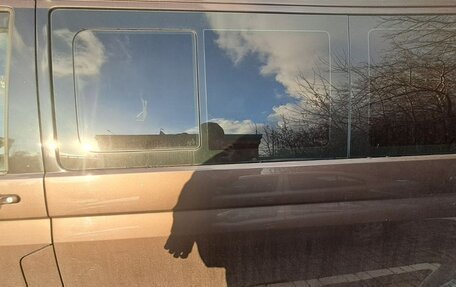 Volkswagen Caravelle T6 рестайлинг, 2017 год, 3 600 000 рублей, 7 фотография