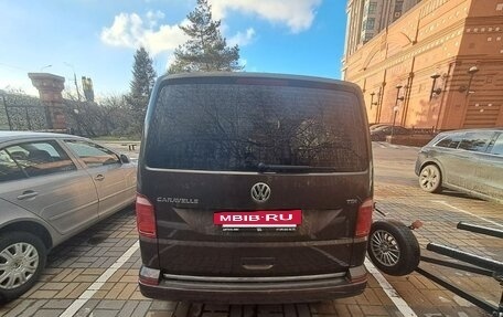 Volkswagen Caravelle T6 рестайлинг, 2017 год, 3 600 000 рублей, 12 фотография