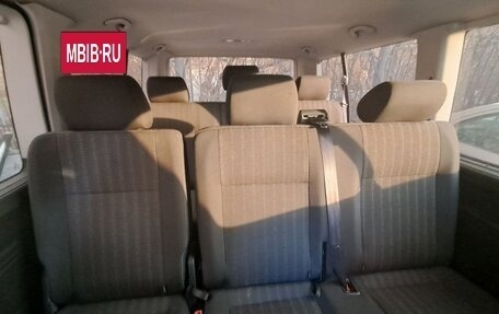 Volkswagen Caravelle T6 рестайлинг, 2017 год, 3 600 000 рублей, 21 фотография