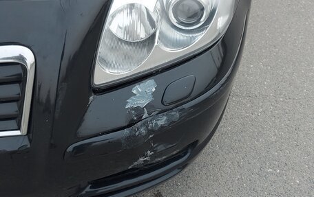 Toyota Avensis III рестайлинг, 2004 год, 550 000 рублей, 3 фотография