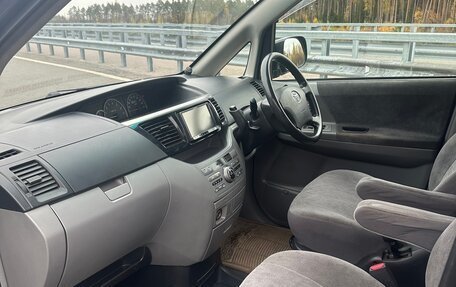 Toyota Voxy II, 2005 год, 950 000 рублей, 9 фотография