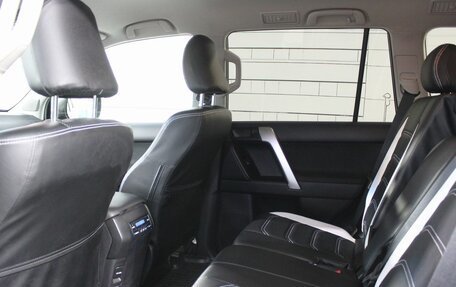 Toyota Land Cruiser Prado 150 рестайлинг 2, 2018 год, 5 999 000 рублей, 22 фотография