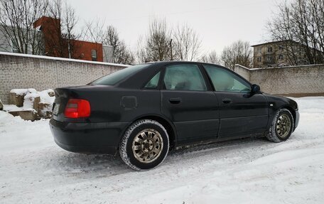 Audi A4, 1999 год, 215 000 рублей, 3 фотография