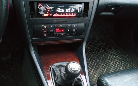 Audi A4, 1999 год, 215 000 рублей, 8 фотография