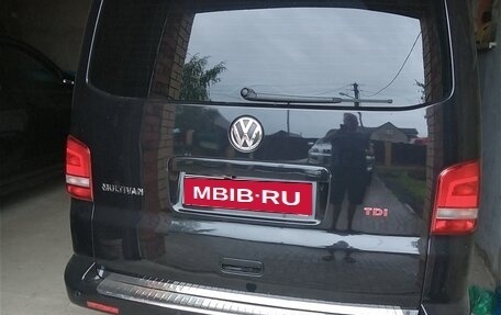 Volkswagen Multivan T5, 2011 год, 2 100 000 рублей, 1 фотография