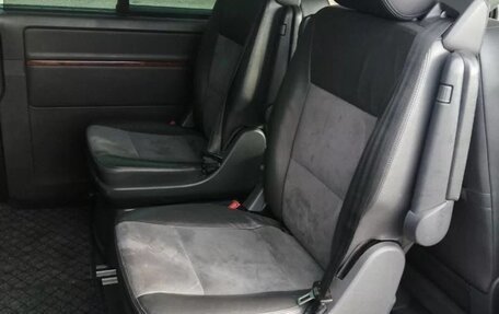 Volkswagen Multivan T5, 2011 год, 2 100 000 рублей, 5 фотография