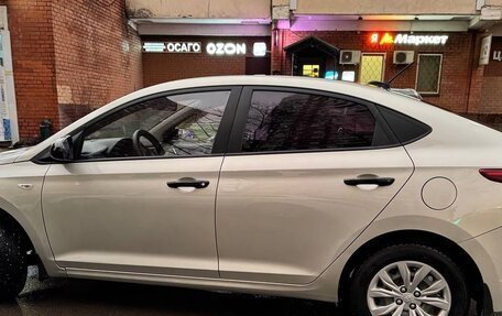 Hyundai Solaris II рестайлинг, 2018 год, 1 180 000 рублей, 7 фотография