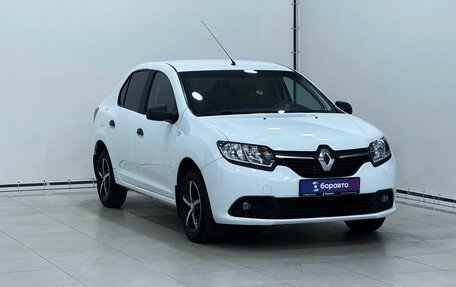 Renault Logan II, 2017 год, 847 000 рублей, 2 фотография