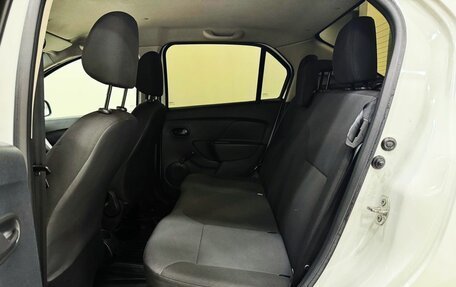 Renault Logan II, 2017 год, 847 000 рублей, 14 фотография