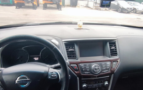 Nissan Pathfinder, 2016 год, 2 250 000 рублей, 5 фотография