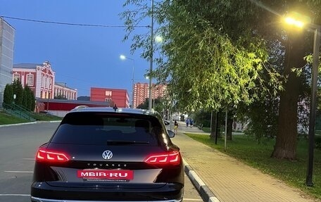 Volkswagen Touareg III, 2019 год, 5 490 000 рублей, 4 фотография