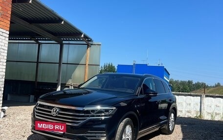 Volkswagen Touareg III, 2019 год, 5 490 000 рублей, 12 фотография