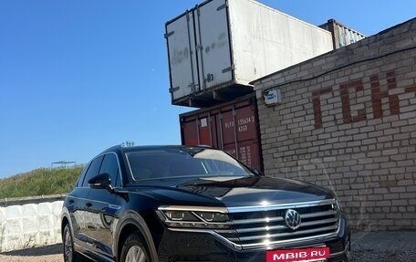 Volkswagen Touareg III, 2019 год, 5 490 000 рублей, 10 фотография