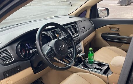 KIA Carnival III, 2019 год, 2 900 000 рублей, 7 фотография